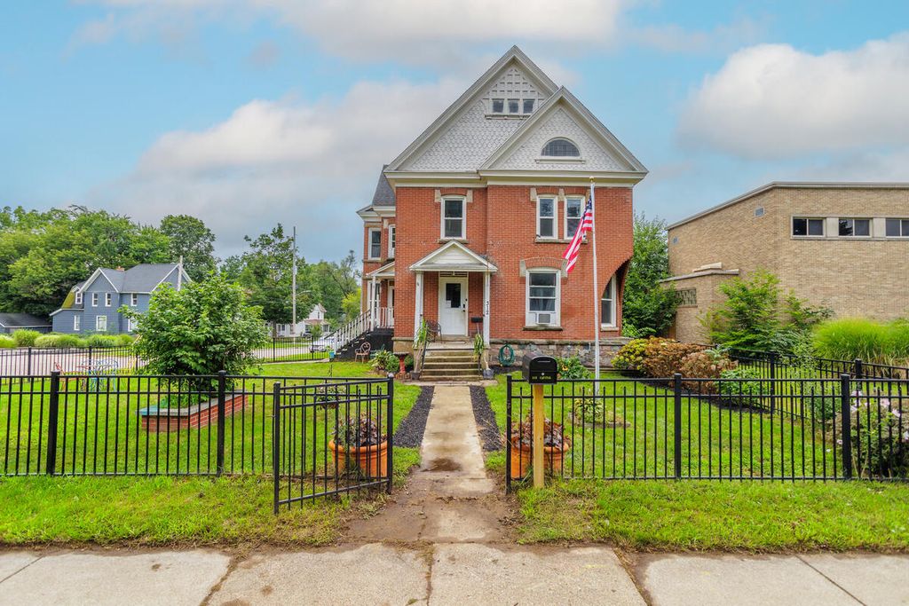 312 Capital Avenue Ne, Battle Creek city