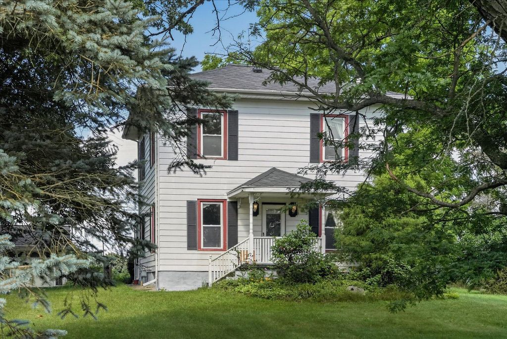 18541 26 1/2 Mile Road, Clarence township