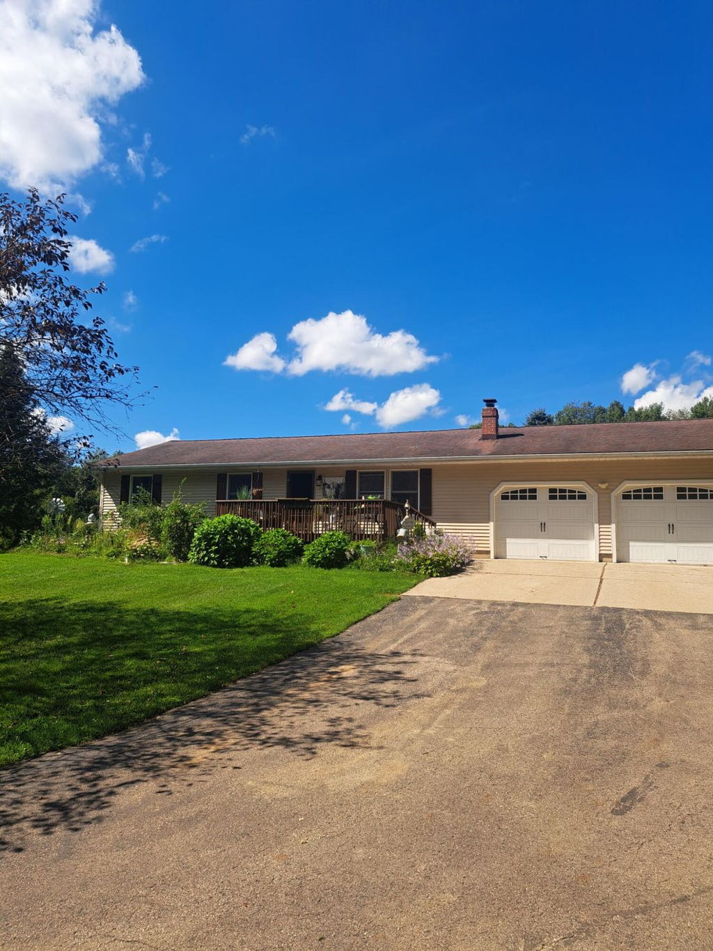 6300 S Bradley Road, Bellevue township