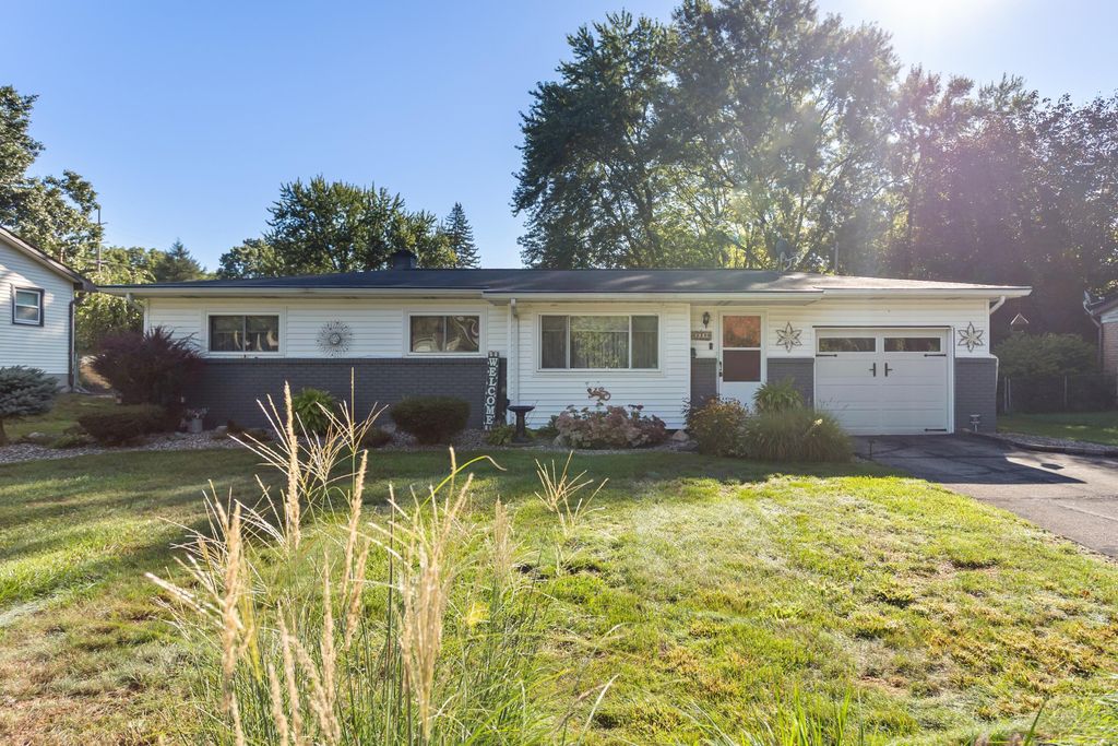 339 Minges Road S, Battle Creek