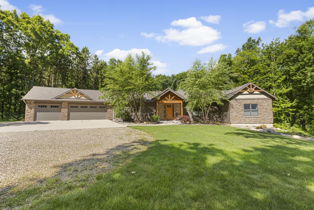 16285 13 Mile Road, Battle Creek