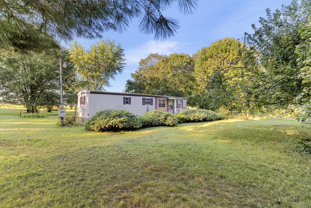 4850 H Drive S, East Leroy