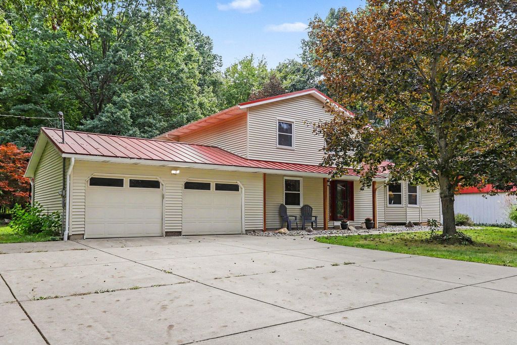 17998 Us Highway 27 N, Marshall