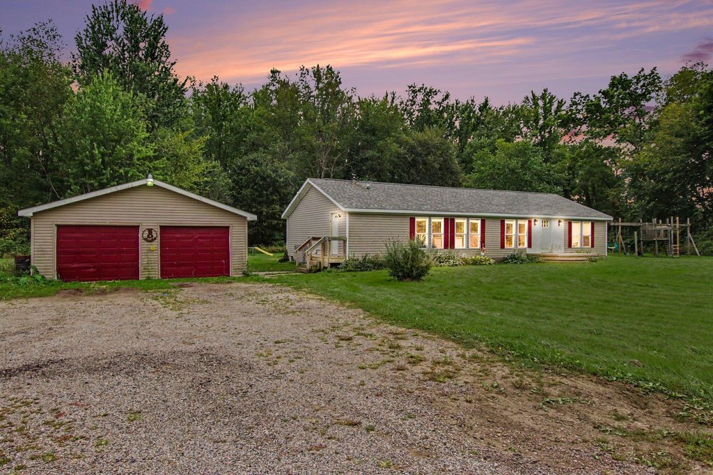 17954 Michigan 60, Tekonsha