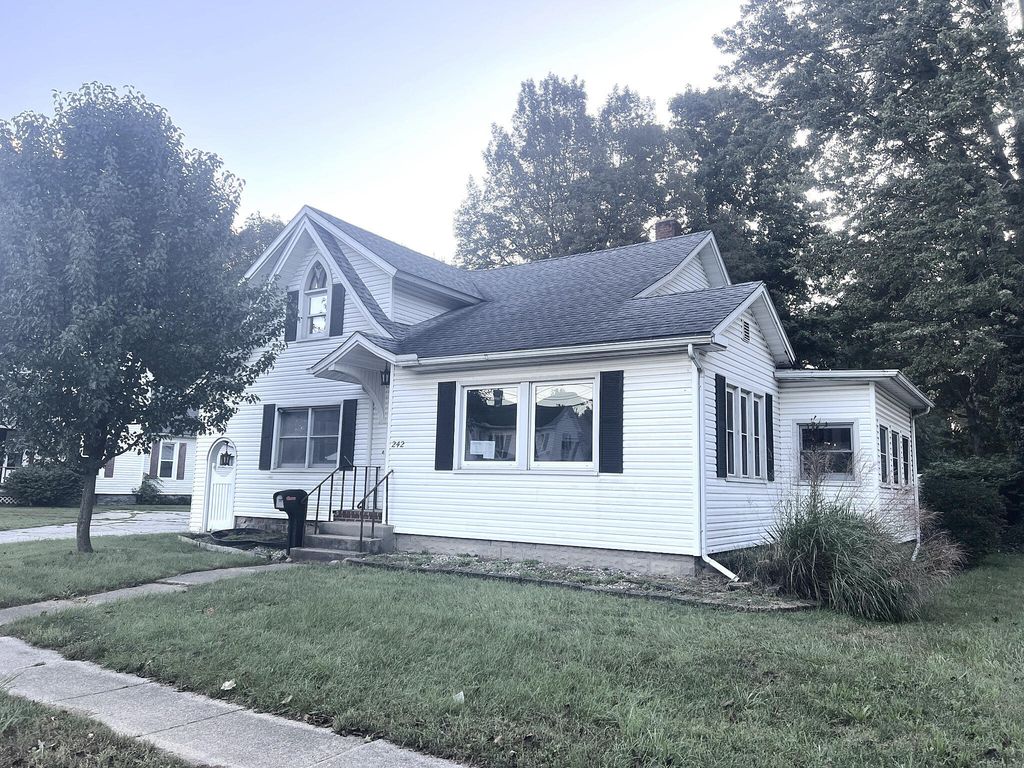 242 Marshall Street, Coldwater