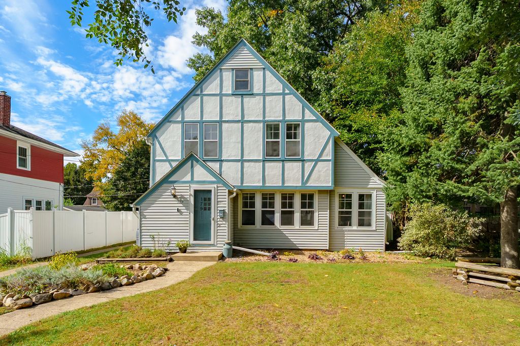 179 N Union Street N, Battle Creek