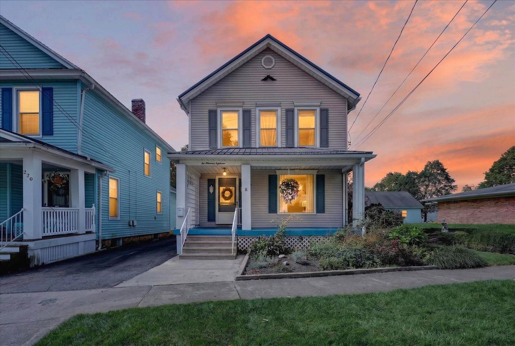 218 Exchange Street, Marshall