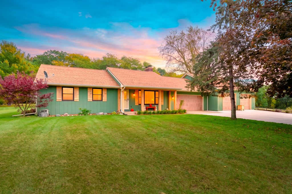 12400 16 Mile Road, Marshall