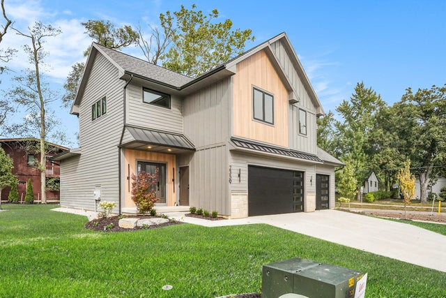 2359 Elinor Lane Se, East Grand Rapids city