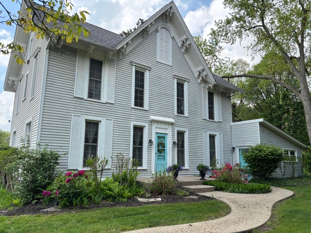 7100 Wing Lake Road, Bloomfield charter township