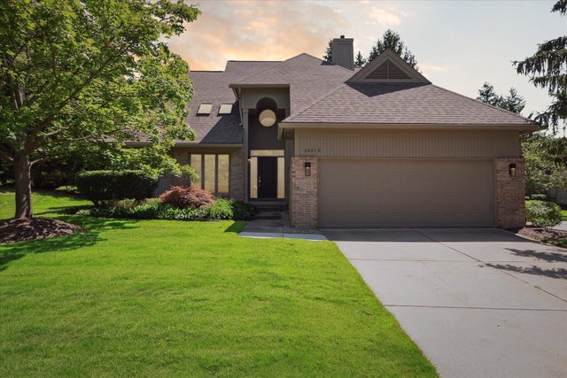 38215 French Pond, Farmington Hills city