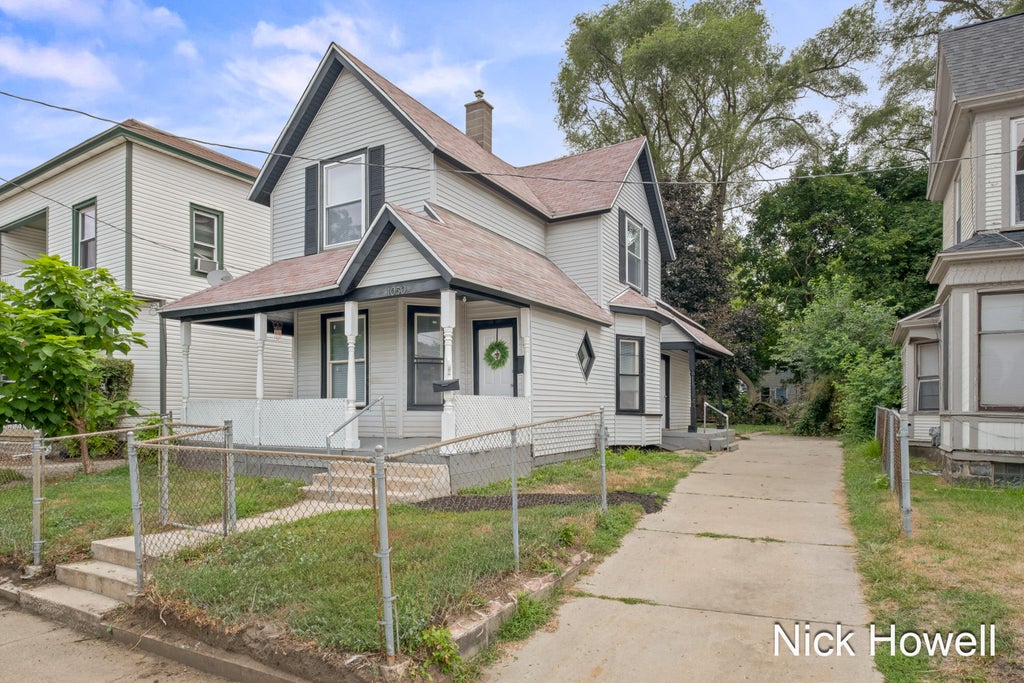 1050 Lafayette Avenue Se, Grand Rapids city