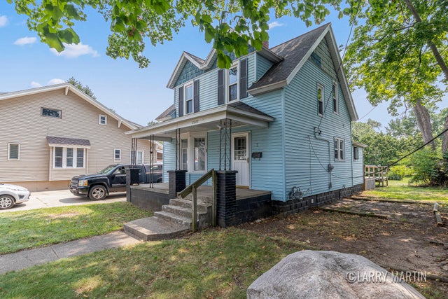 2338 Lee Street Sw, Wyoming city