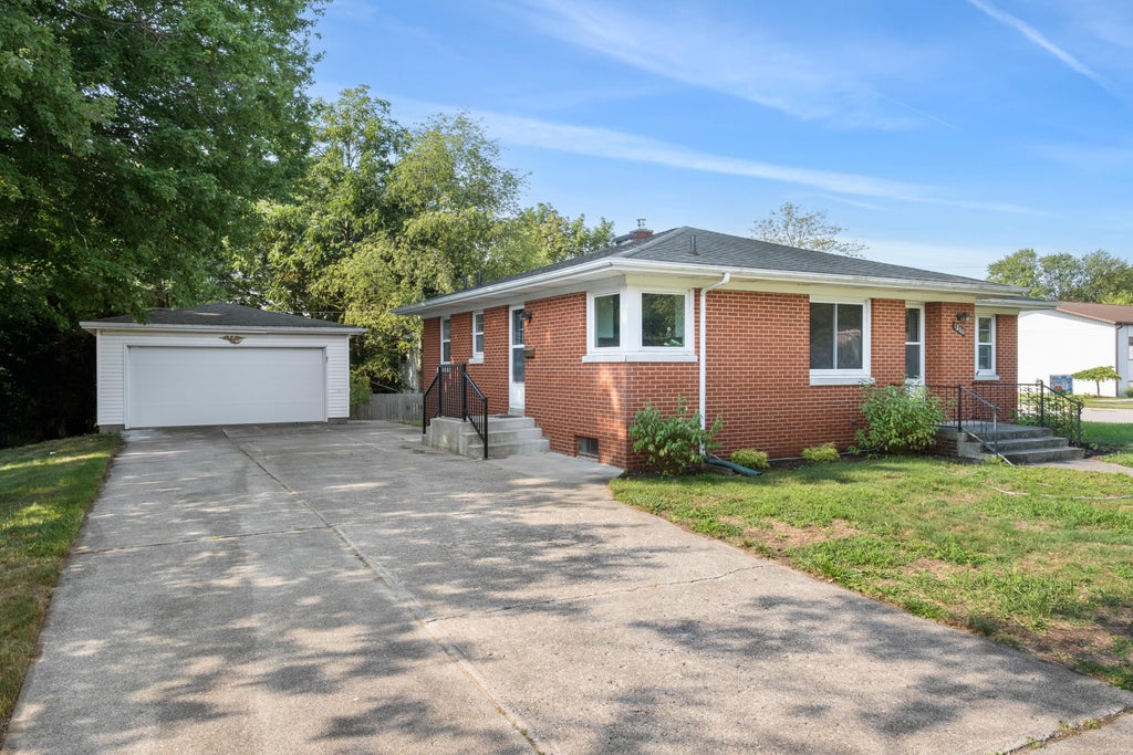 1200 Park Avenue, Grand Haven city