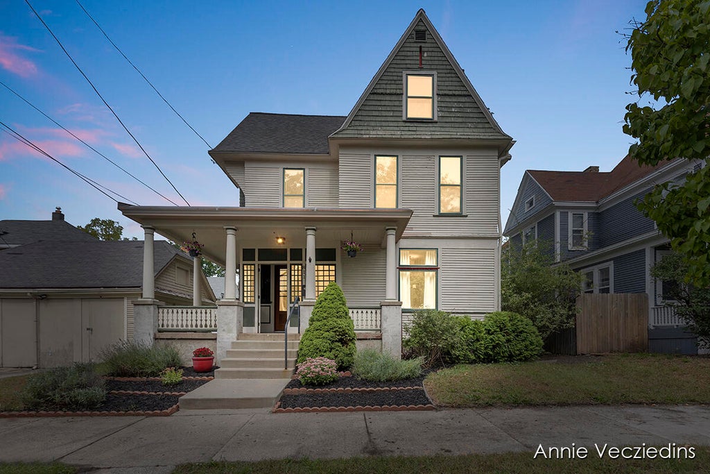 811 Fairmount Street Se, Grand Rapids city