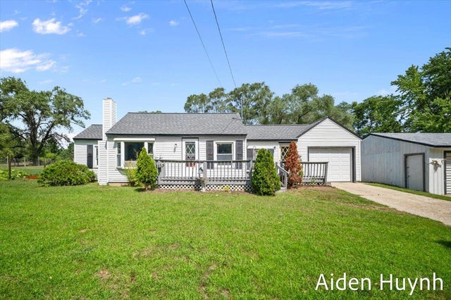 11550 W Sidney Road, Montcalm township