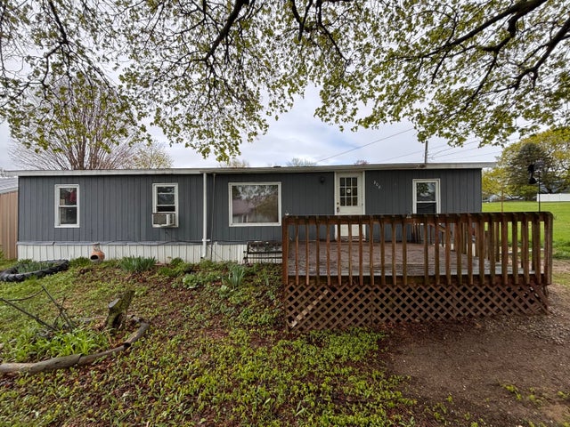 208 Clark Street, Cato township