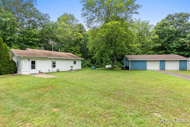 901 Half Moon Lake Drive Sw, Evergreen township