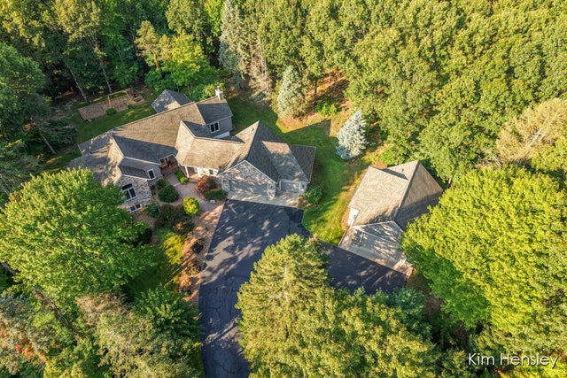 2260 Sprucewood Court Ne, Plainfield charter township