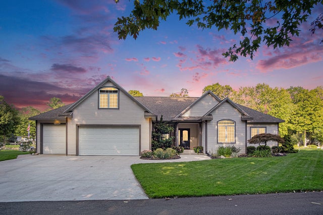 18034 Egret Lane, Spring Lake township