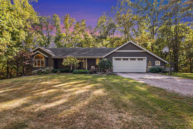 1580 Fox Court Nw, Tallmadge charter township