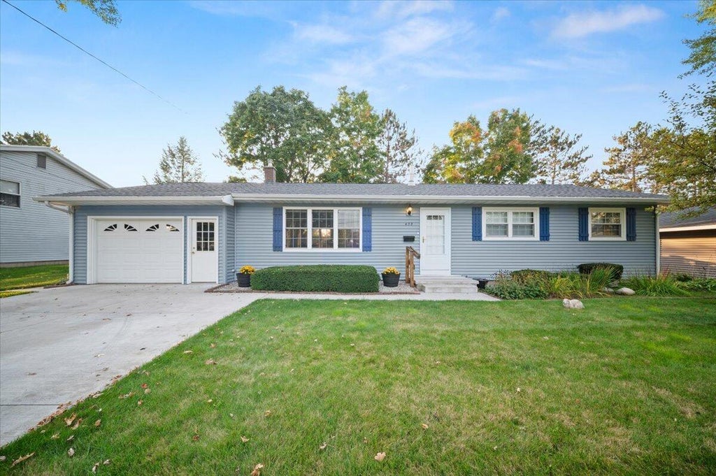 433 Leeson Avenue, Cadillac city