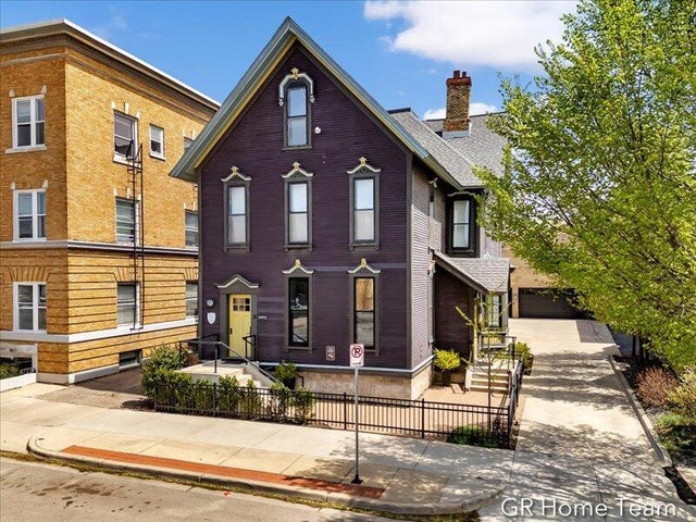 22 Jefferson Avenue Se, Grand Rapids city