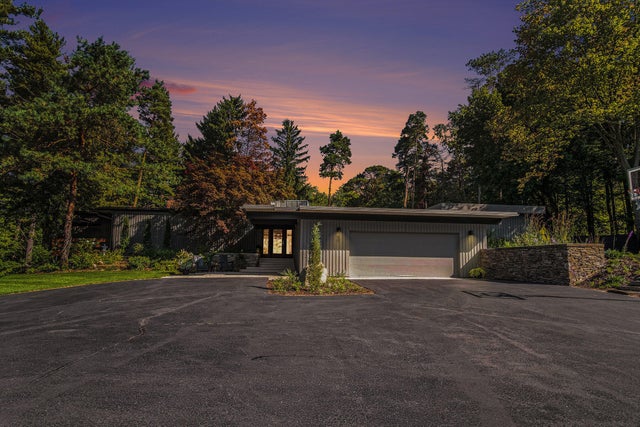60 Alta Dale Ne, Ada township