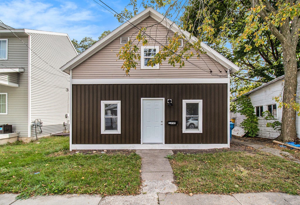 257 Catherine Avenue, Muskegon city