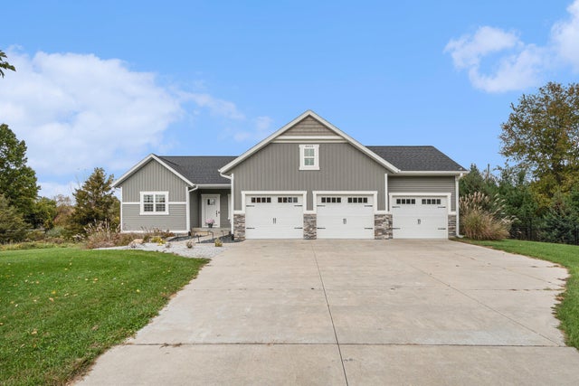 8423 76th Street Se, Caledonia township