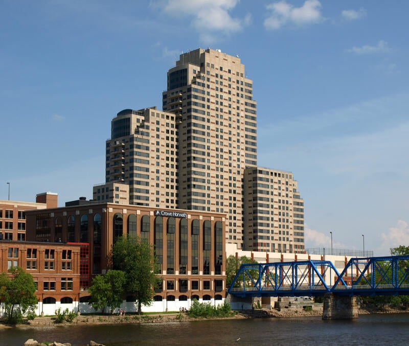 33 Campau Circle Nw Unit: 2704, Grand Rapids city