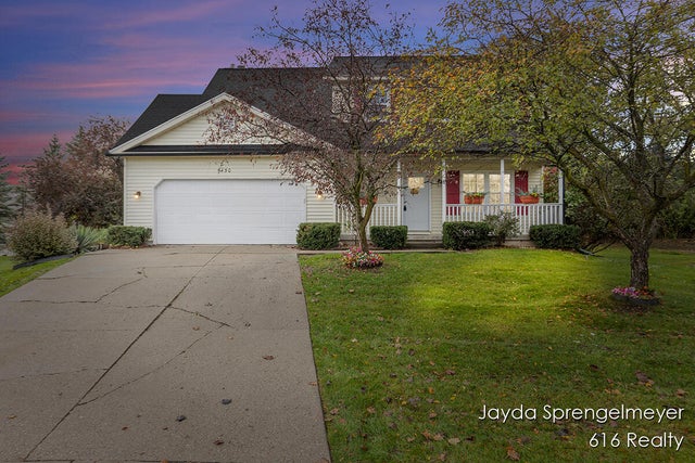 5450 Golfcrest Court Sw, Wyoming city