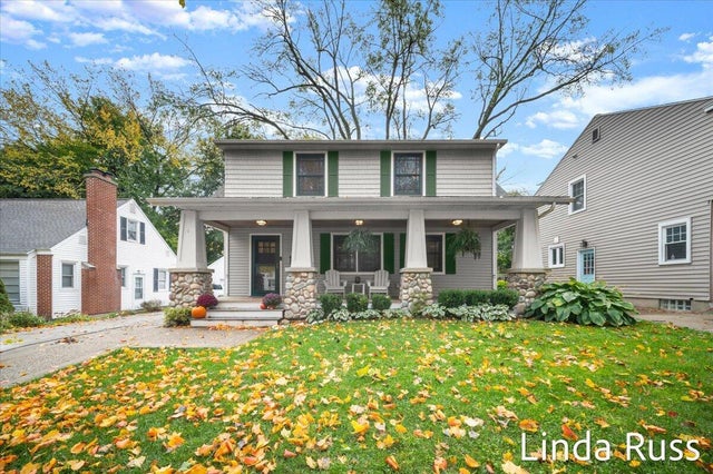 2232 Estelle Drive Se, East Grand Rapids city
