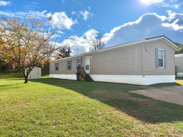 1164 E Bernie Court, Yankee Springs township