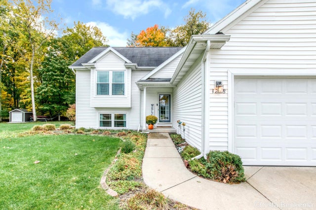 3238 Cassandra Street Nw, Walker city