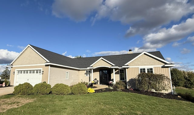 7775 Broadview Drive, Caledonia township