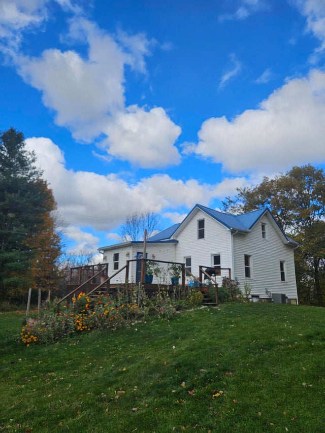 7100 Assyria Road, Maple Grove township