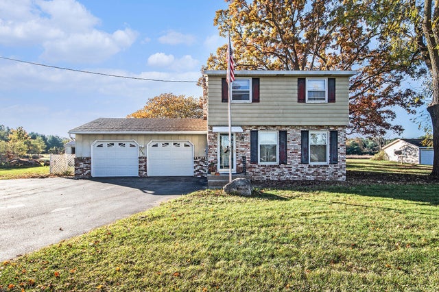 7545 Parmalee Road, Thornapple township