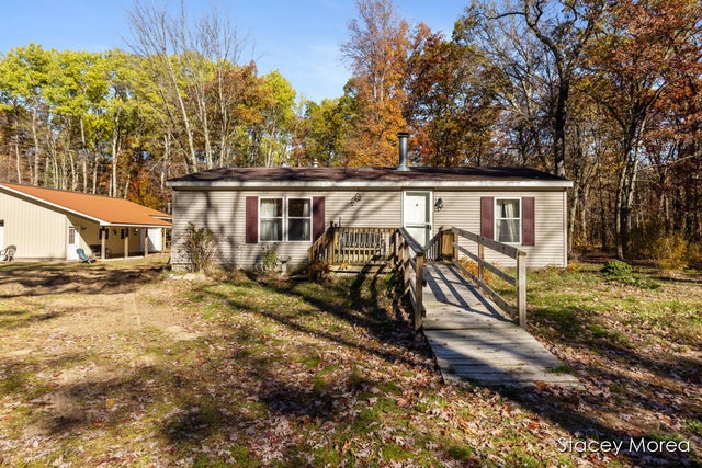 1675 W Willow Street, Unknown City