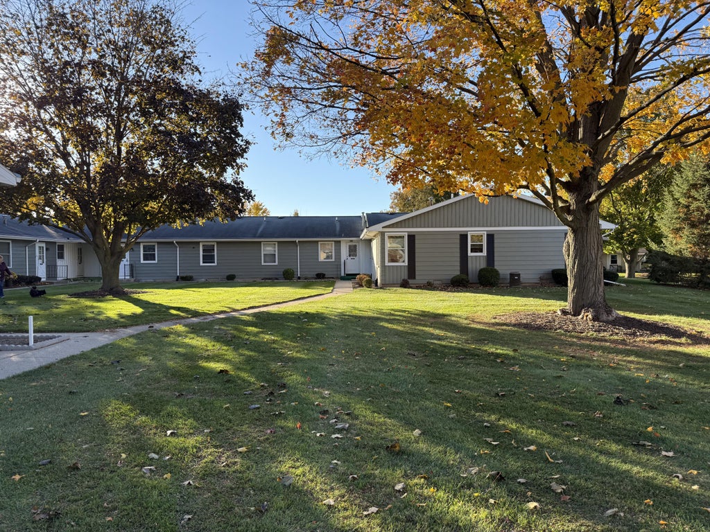 5166 Southglow Court Se, Kentwood city