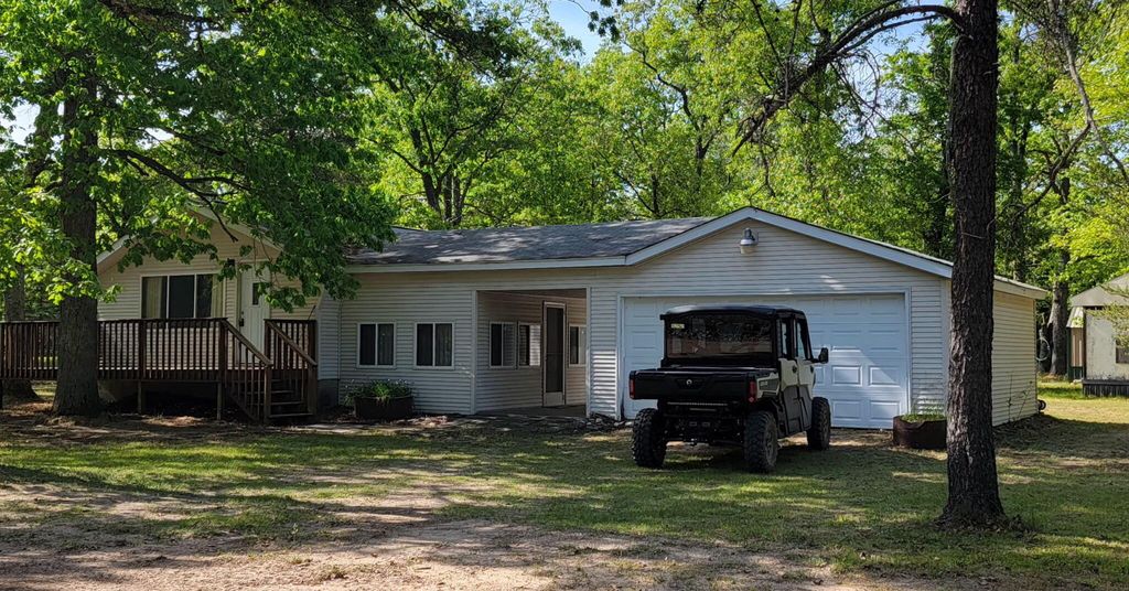11988 S Shady Grove Drive, Lake township