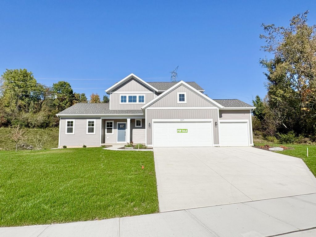 5871 Valley Point Drive Se, Caledonia