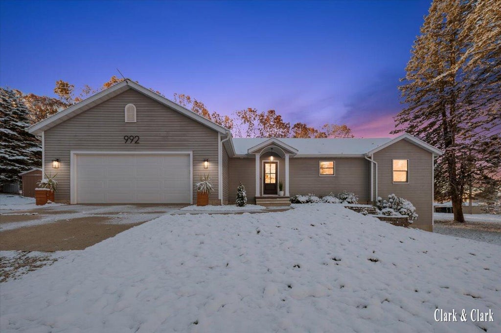 992 N Washington Road Se, Vergennes township