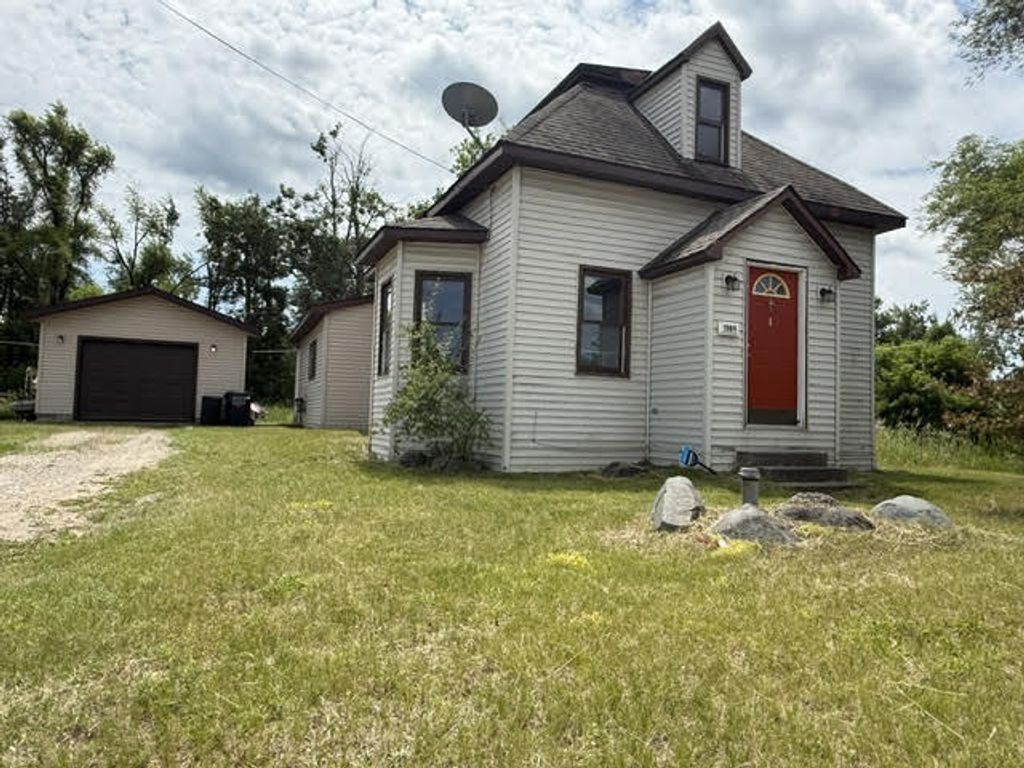 1984 E Miller Road, Comins township
