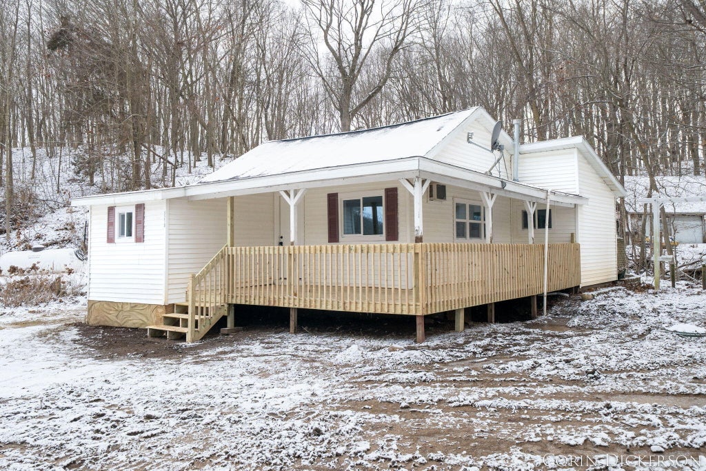 5210 Bluewater Highway, Easton township