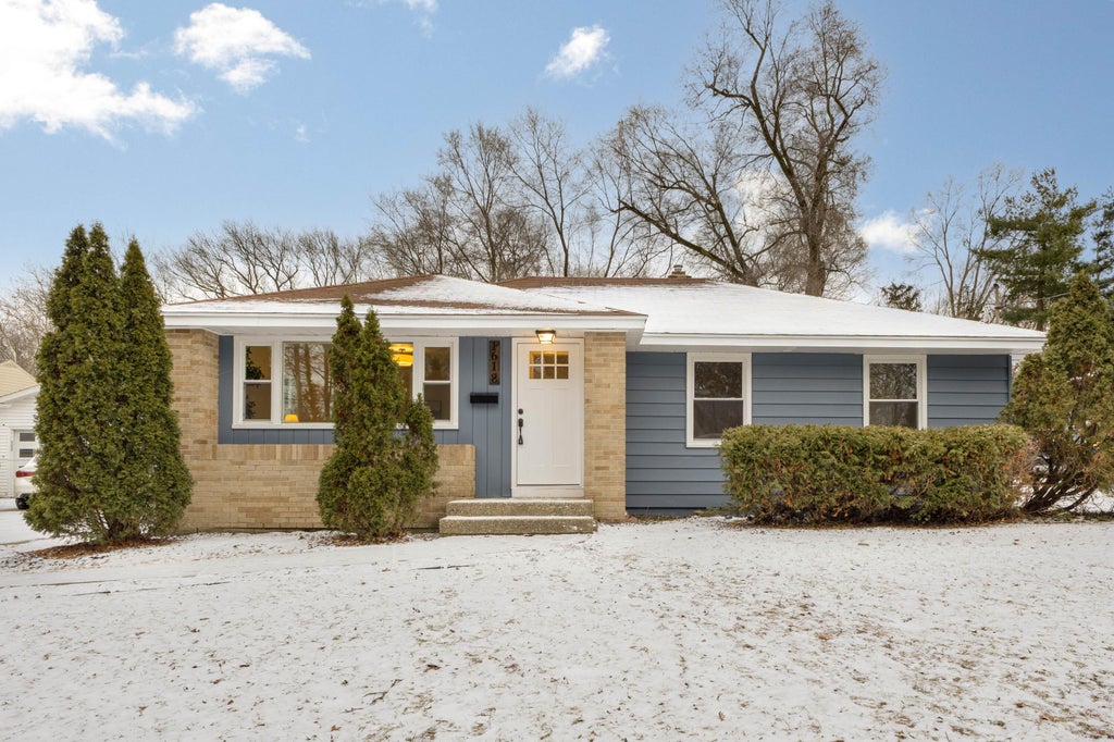 1618 Adams Street Se, Grand Rapids city