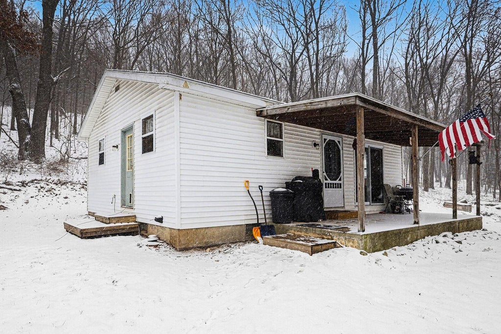 6757 Marsh Road, Orangeville township