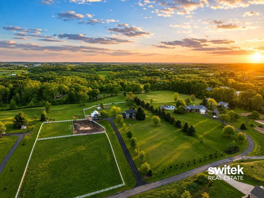 9750 Meadow Valley Se, Gaines charter township