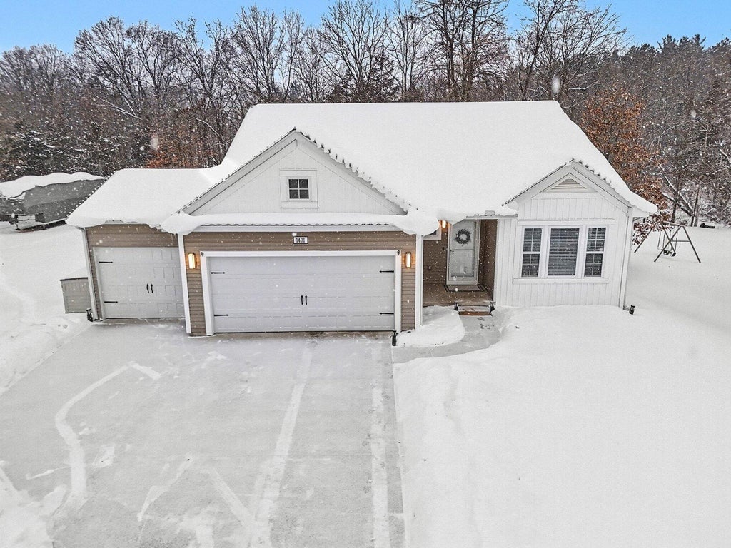 1401 Springview Court, Yankee Springs township
