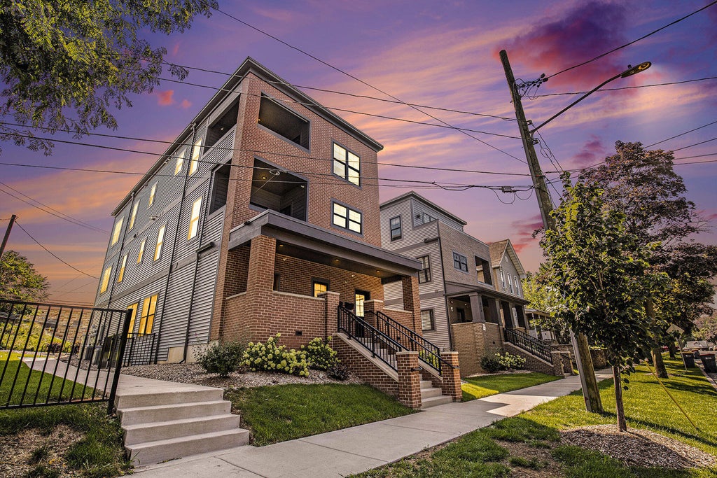 826 Fairview Avenue Ne Unit: 4, Grand Rapids city